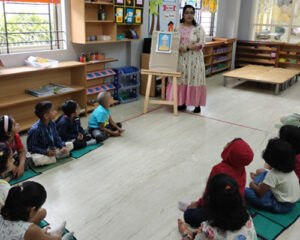 kids sitting together learning creatively by doing